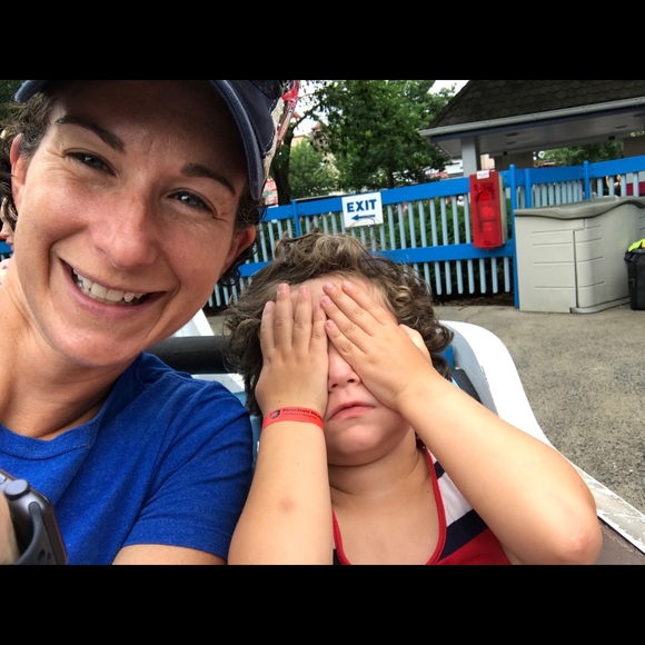 Meet your Posher, Jennifer - Picture 1 of 1